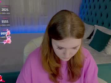 See _chlo_e online Now @ chaturbate.bet