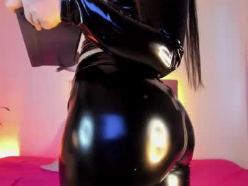 See _marie__ online Now @ chaturbate.bet