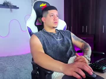See _robertobaggio online Now @ chaturbate.bet