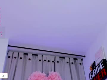 See _zeli_ online Now @ chaturbate.bet
