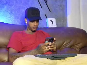 See Aaroncruz_ online Now @ chaturbate.bet