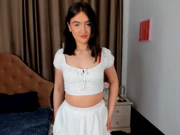 See Afrafairfax online Now @ chaturbate.bet