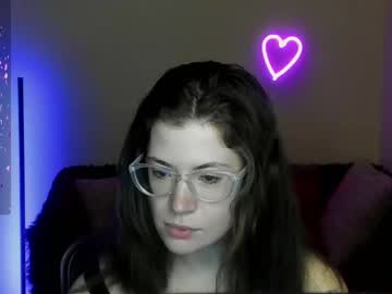 See Alicia_folow online Now @ chaturbate.bet