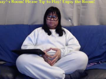 See Allyssamay online Now @ chaturbate.bet