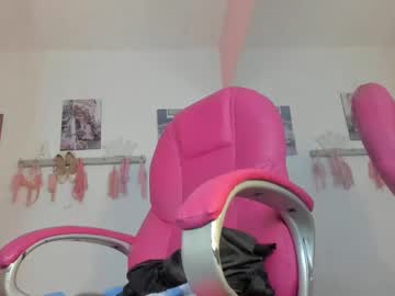See Antonellakling_ online Now @ chaturbate.bet