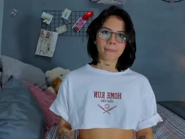 See Ashleytravis_ online Now @ chaturbate.bet
