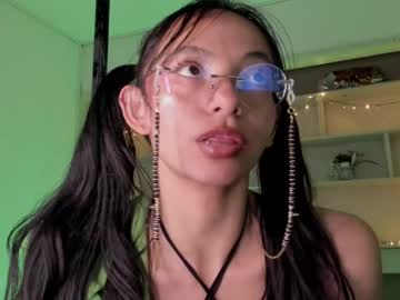 See Aura_janssen online Now @ chaturbate.bet