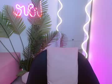 See Aurora_tay1 online Now @ chaturbate.bet