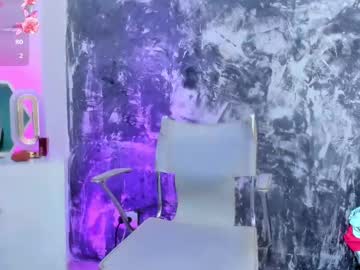 See Aurorarojas online Now @ chaturbate.bet