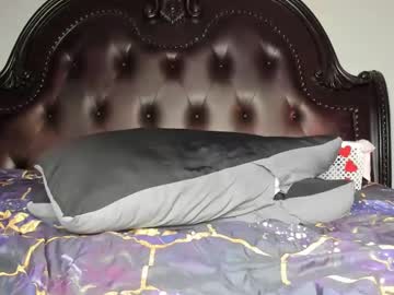 See Bigbuttsarena online Now @ chaturbate.bet