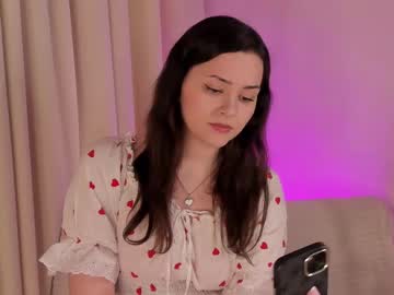 See Camillaadrian online Now @ chaturbate.bet