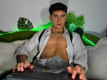 See Camilo_xcam online Now @ chaturbate.bet