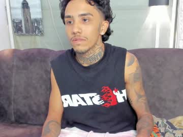 See Clarent_hills online Now @ chaturbate.bet