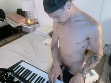 See Cough2getoff online Now @ chaturbate.bet