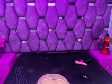 See Cristal_jhons online Now @ chaturbate.bet