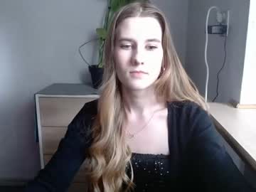 See Cyntianatural online Now @ chaturbate.bet