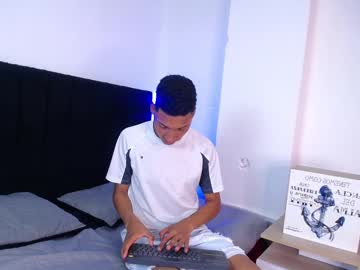 See Dominictwink online Now @ chaturbate.bet