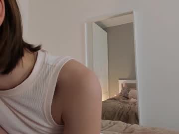 See Elannand online Now @ chaturbate.bet