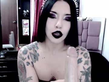 See Emearld_black online Now @ chaturbate.bet