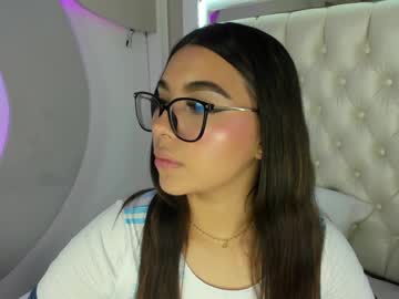 See Emmarous21 online Now @ chaturbate.bet