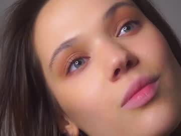 See Fannyedger online Now @ chaturbate.bet