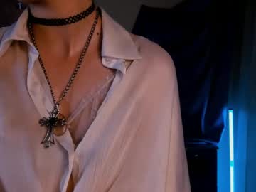 See Floranesli01 online Now @ chaturbate.bet