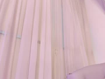 See Foxy200__ online Now @ chaturbate.bet
