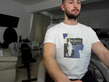 See Hard_chriss online Now @ chaturbate.bet