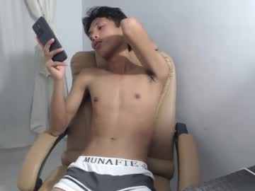 See Hardcockinsan online Now @ chaturbate.bet
