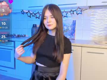 See Helloweenkitty online Now @ chaturbate.bet