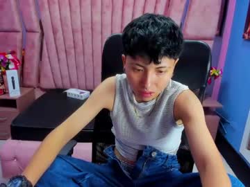 See Im_mathias online Now @ chaturbate.bet