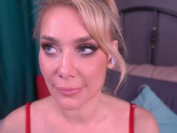 See Isadoradunkan online Now @ chaturbate.bet
