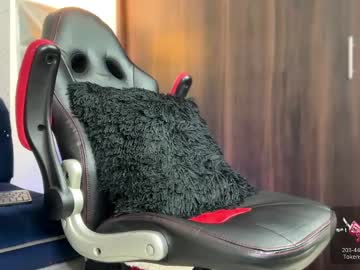 See Jordandenis17 online Now @ chaturbate.bet