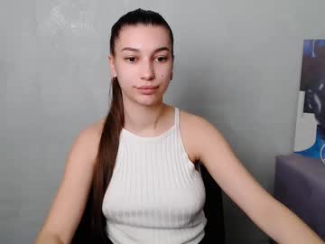 See Karolinamex_ online Now @ chaturbate.bet