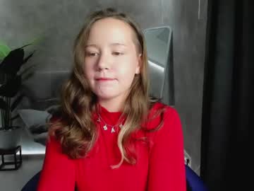 See Laura_bennett online Now @ chaturbate.bet
