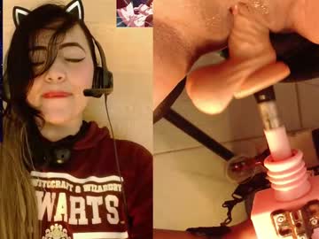 See Lauriss_ online Now @ chaturbate.bet