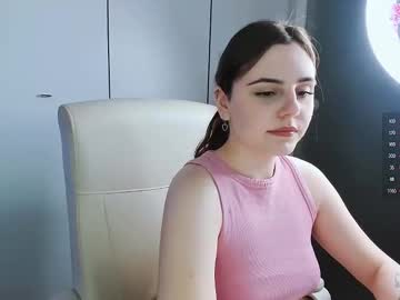 See Lia_lil online Now @ chaturbate.bet