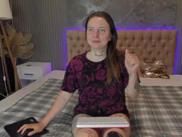 See Lilavame online Now @ chaturbate.bet