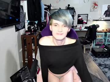 See Lilistars online Now @ chaturbate.bet