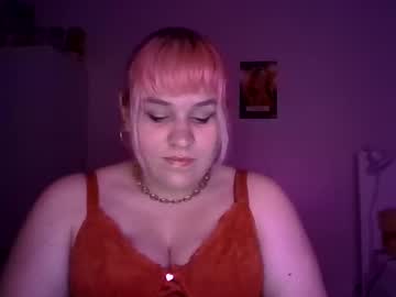 See Lily570839 online Now @ chaturbate.bet