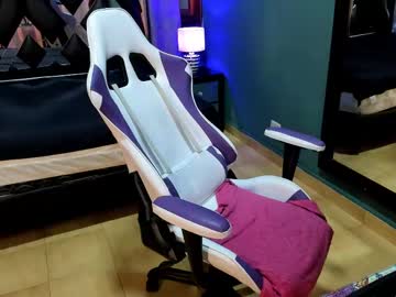 See Linda4petite online Now @ chaturbate.bet