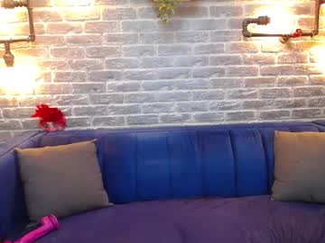 See Lisa_caprice online Now @ chaturbate.bet