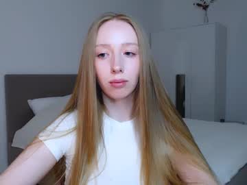 See Luna_insanity online Now @ chaturbate.bet