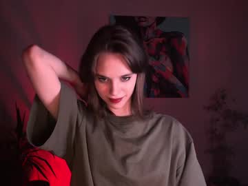 See Lunaaa_amour online Now @ chaturbate.bet