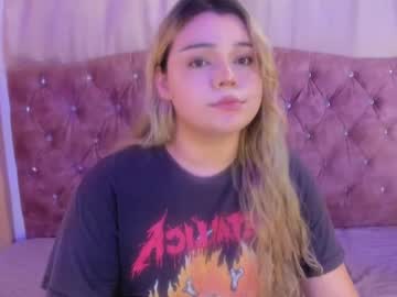 See Maxxxine_ online Now @ chaturbate.bet