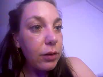 See Melli23 online Now @ chaturbate.bet