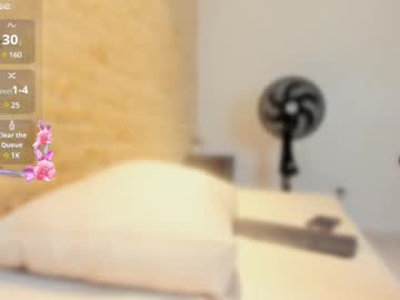 See Miaa_roldan online Now @ chaturbate.bet