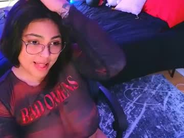 See Miacanela_xo online Now @ chaturbate.bet