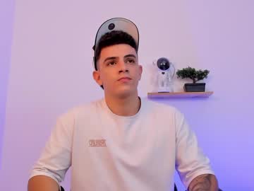 See Mikecooper_ online Now @ chaturbate.bet
