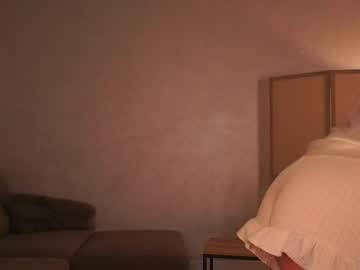 See Mist_mia online Now @ chaturbate.bet